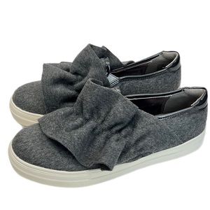 Nina Grey/White Womens Casual Fashion Sneakers Size 6